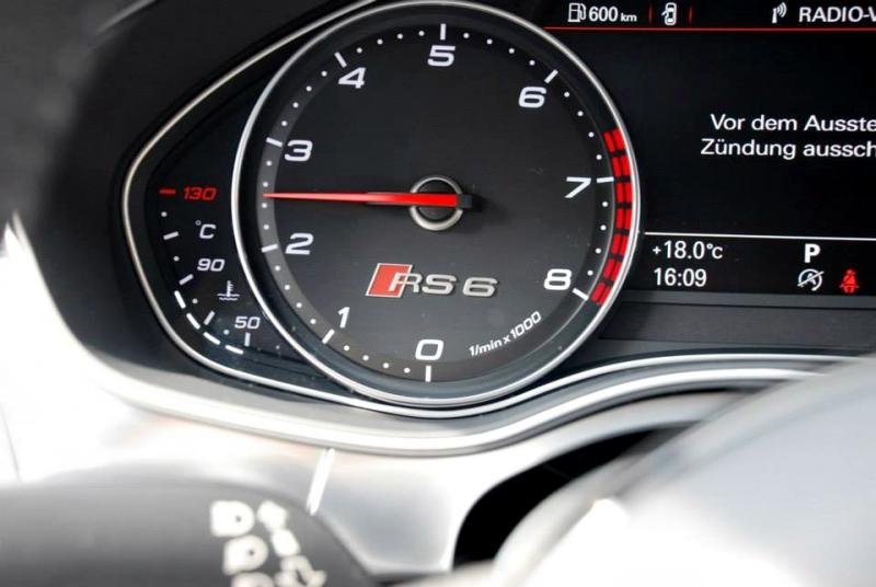 o-ct-audi-rs6-avant-5