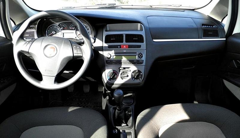 Fiat Linea Active Plus 1.3 Multijet (4)