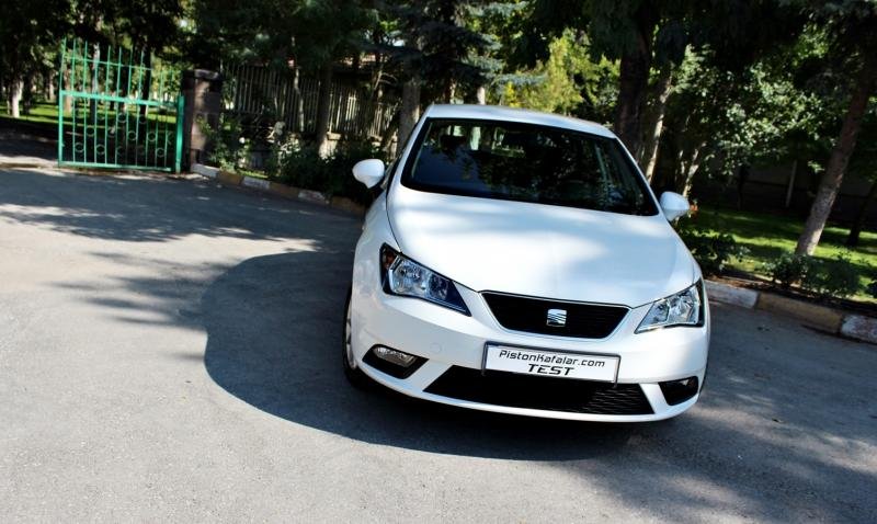 Seat Ibiza 1.4 lt. 85 Hp Style (1) Seat Ibiza 1.4 Style, ekonomik motoru ve şık tasarımıyla şehir içi sürüşte konfor ve verimlilik sunuyor.