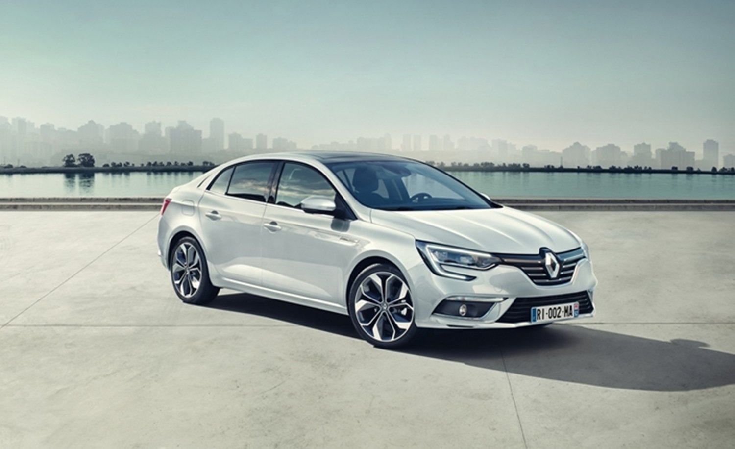 Renault binek otomobil pazar liderliği